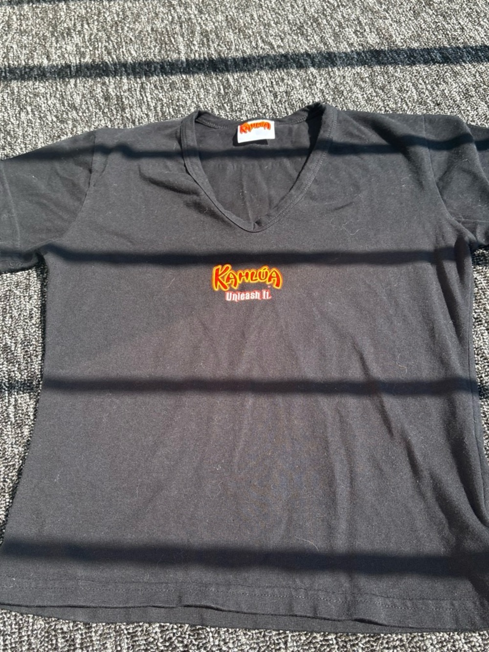 Kahula Women's Baby Tee Size Medium